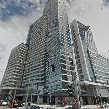 Estudio moderno com linda vista para a Serra Curitiba Exterior foto