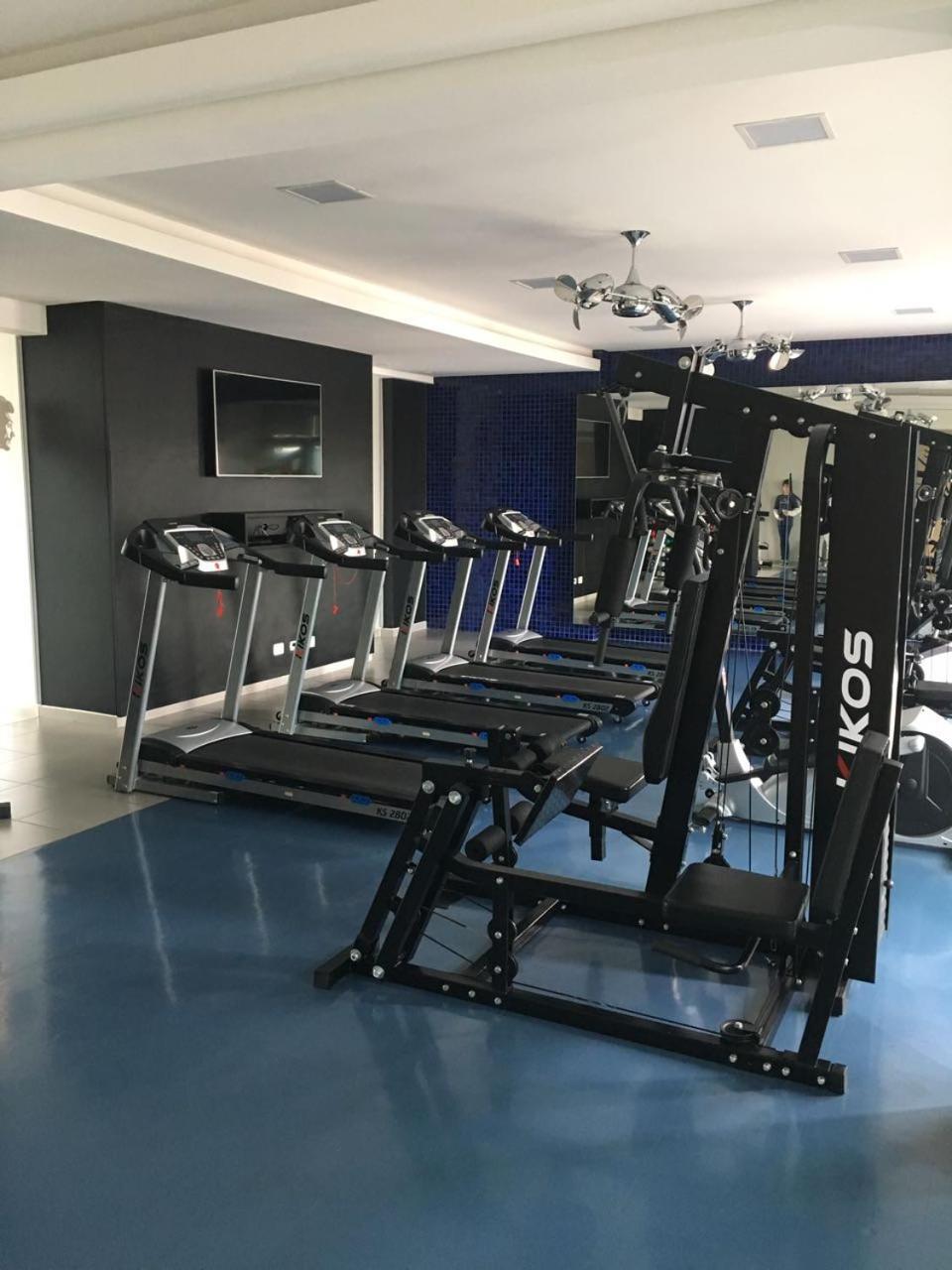 Estudio moderno com linda vista para a Serra Curitiba Exterior foto