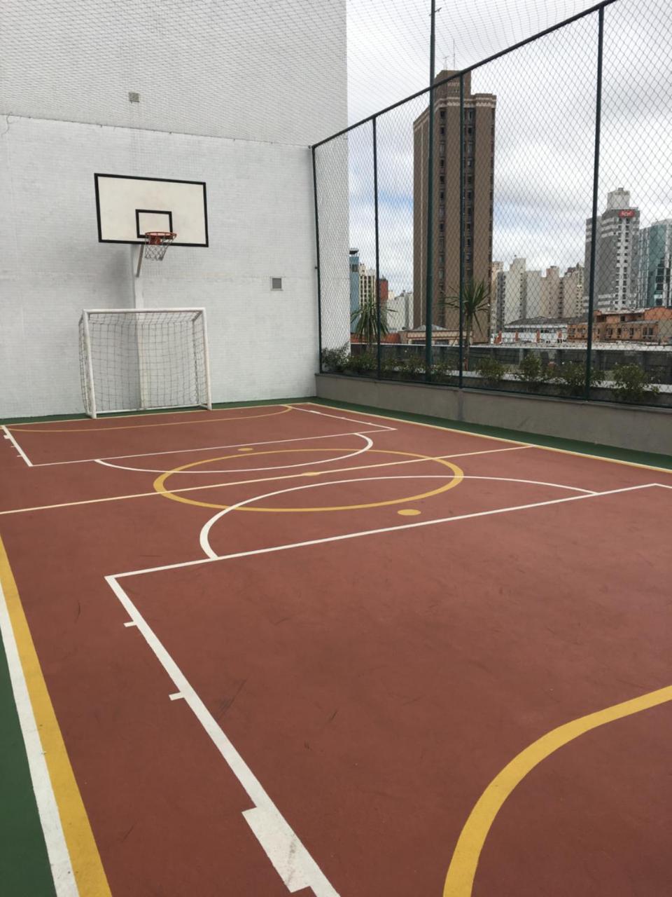 Estudio moderno com linda vista para a Serra Curitiba Exterior foto