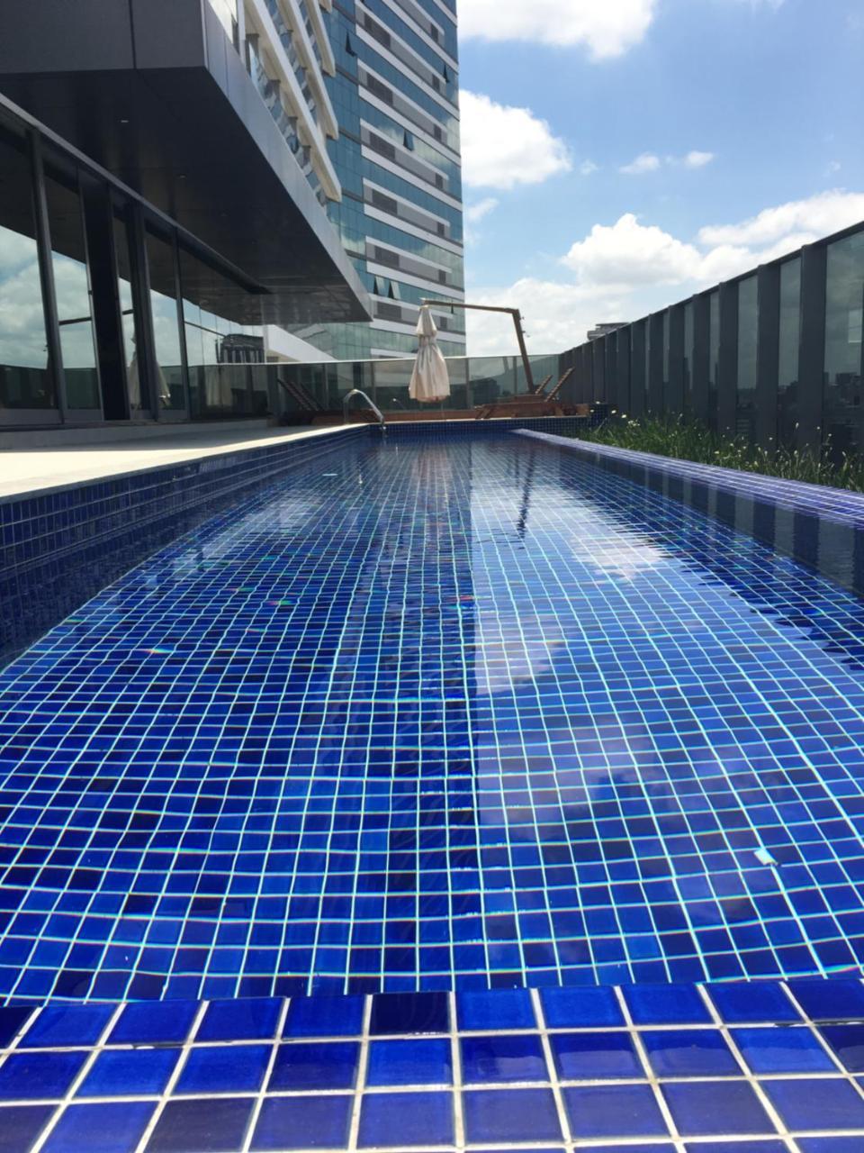 Estudio moderno com linda vista para a Serra Curitiba Exterior foto