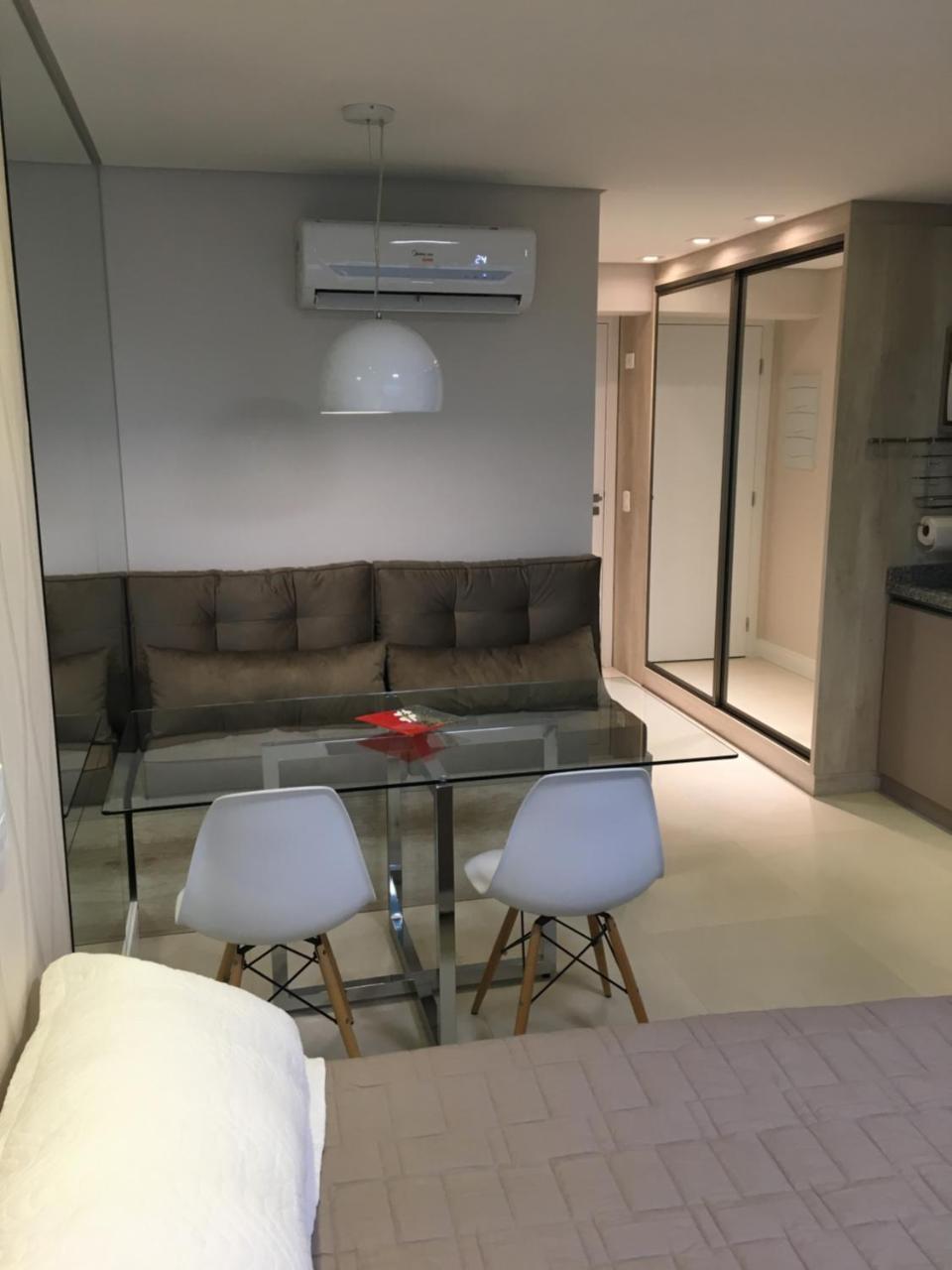 Estudio moderno com linda vista para a Serra Curitiba Exterior foto