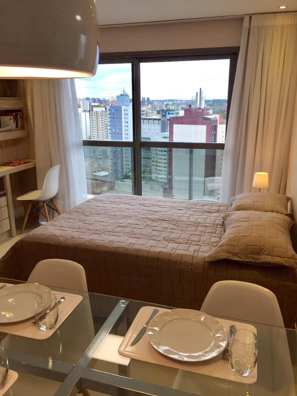 Estudio moderno com linda vista para a Serra Curitiba Exterior foto